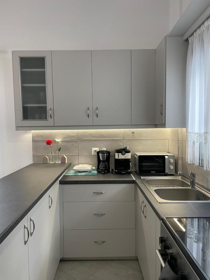 Apartment In The Centre For 4 People Naxos City 外观 照片