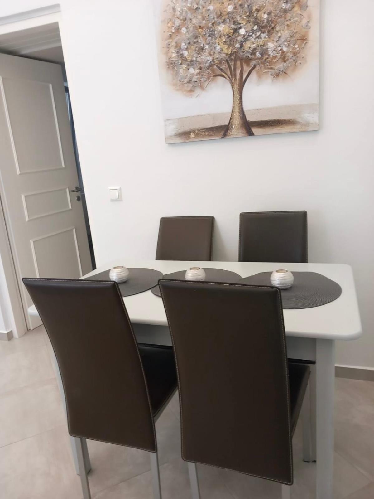 Apartment In The Centre For 4 People Naxos City 外观 照片